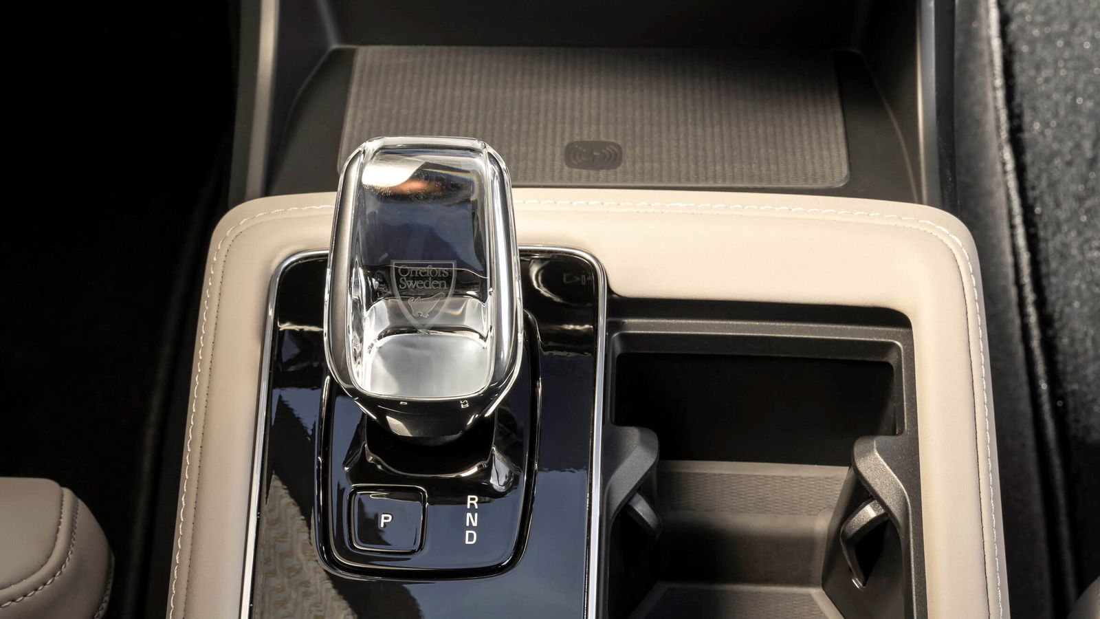 Volvo XC90 - interior detail