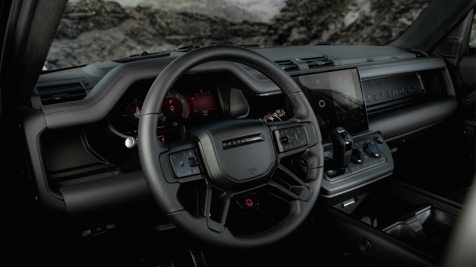 Defender OCTA Black - interior
