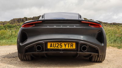 Lotus Emira Turbo SE - rear, static