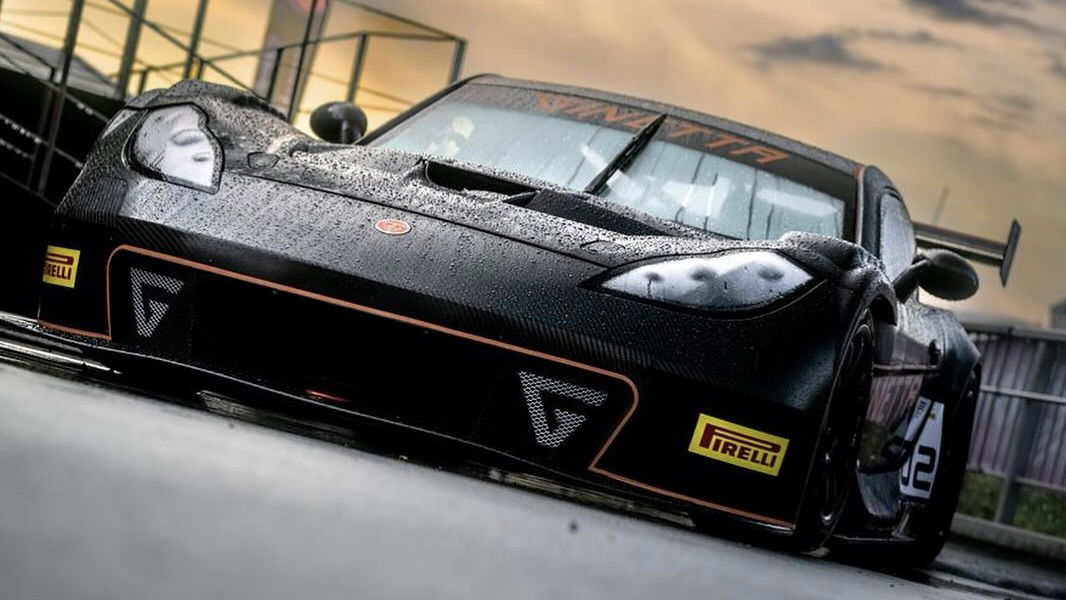 Ginetta GT2 - front