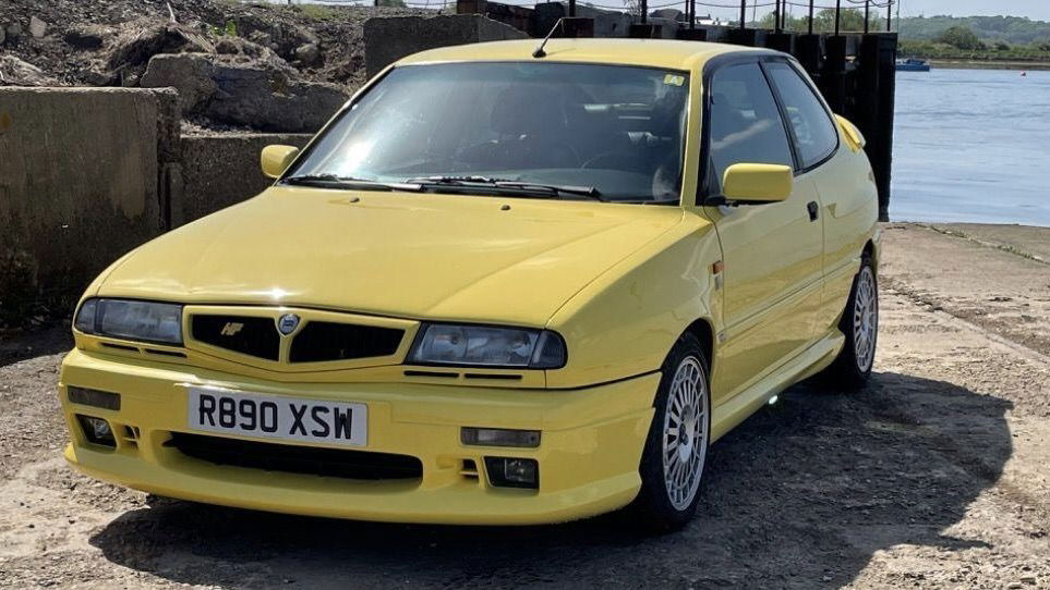 Lancia Delta HF - front