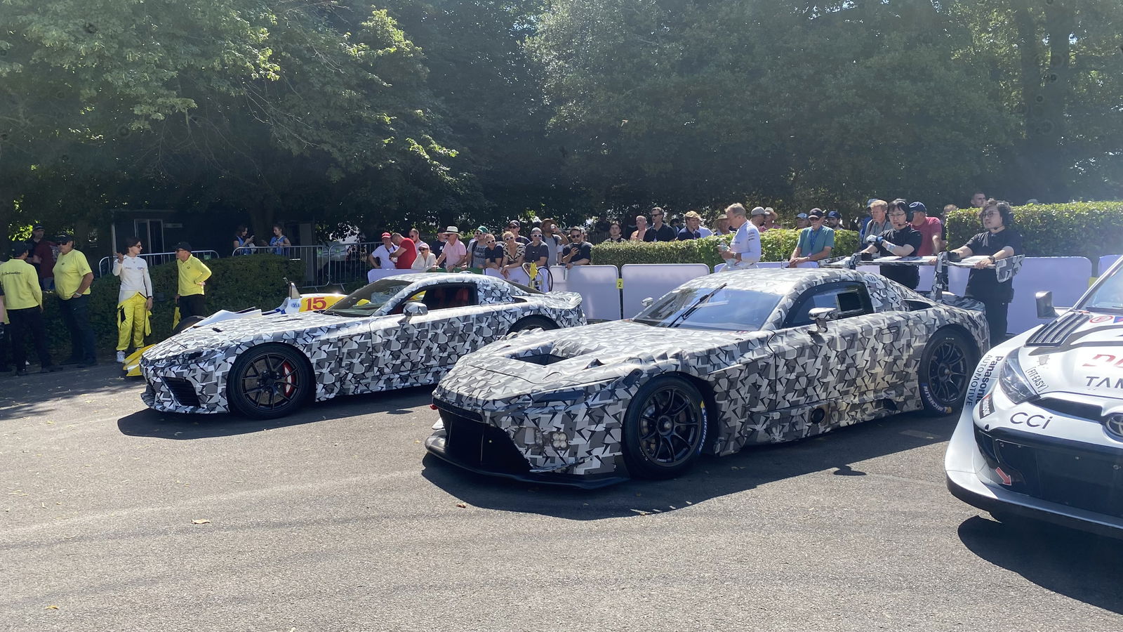Toyota GT Concept and GT3 racing version