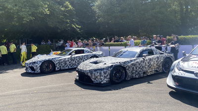 Toyota GT Concept and GT3 racing version