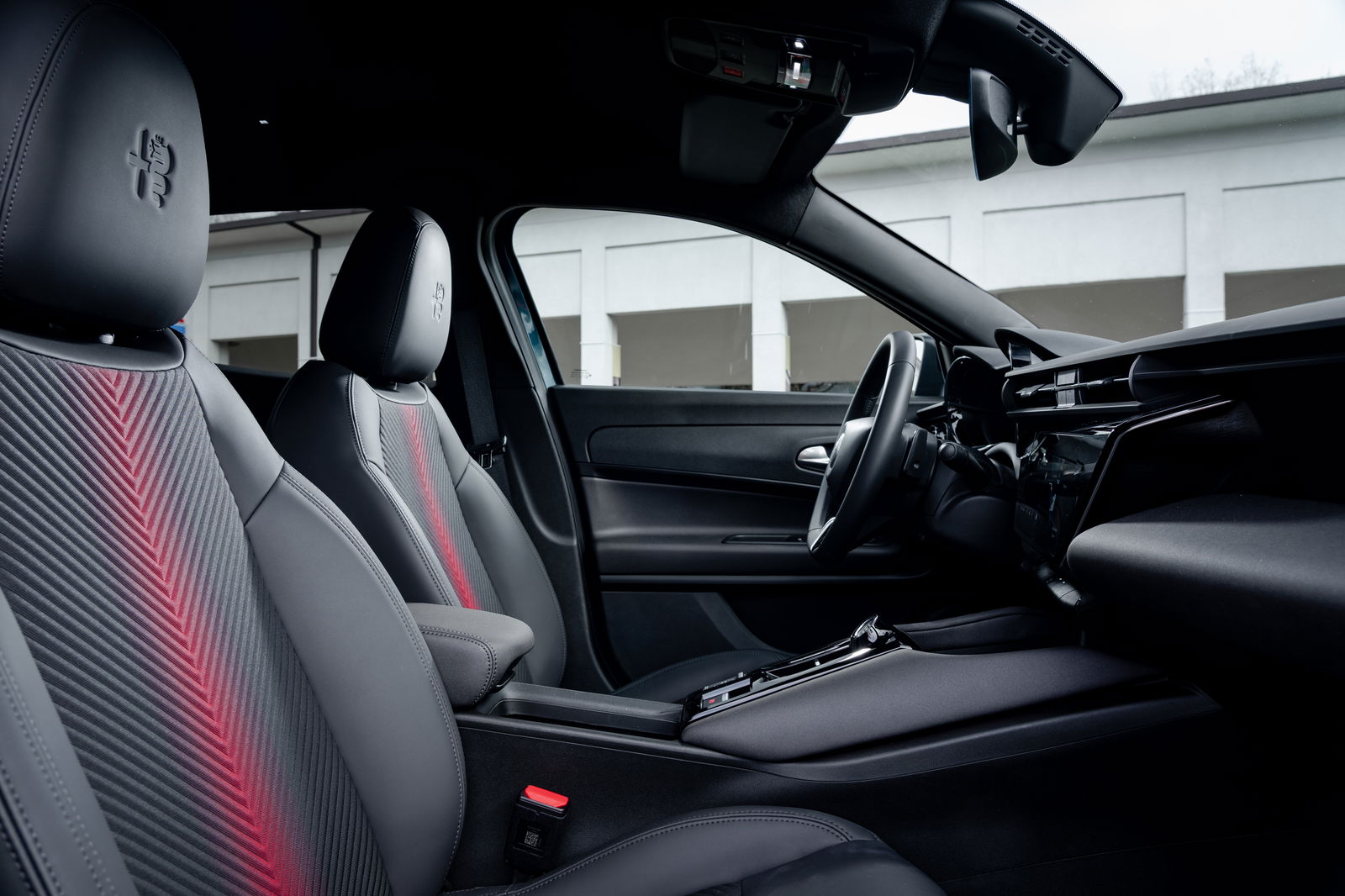 Alfa Romeo Junior Ibrida - interior