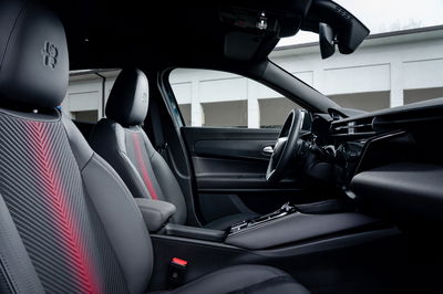 Alfa Romeo Junior Ibrida - interior