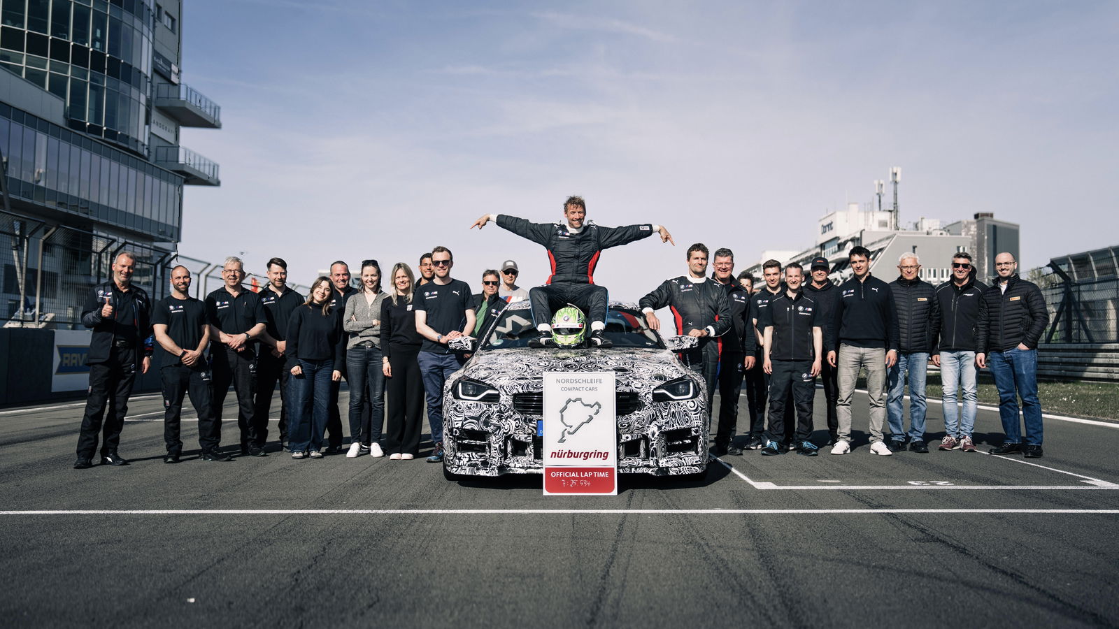 BMW M team with M2 CS