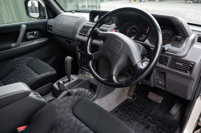 Mitsubishi Pajero Evolution - interior