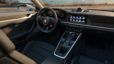 Porsche 911 Carrera 4S Targa - interior