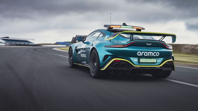 Aston Martin Vantage S safety car - rear