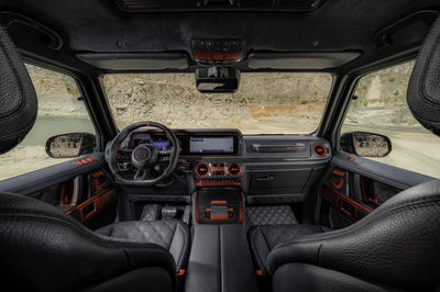 Brabus XLP 800 6x6 - interior