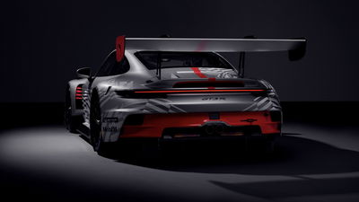 Porsche 911 GT3 R (992.2) - rear