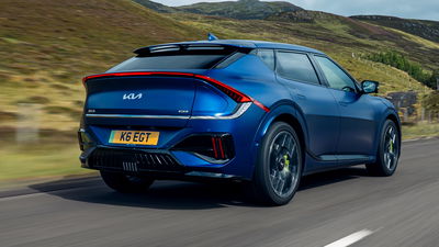 2025 Kia EV6 GT, rear