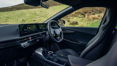 2025 Kia EV6 GT, interior