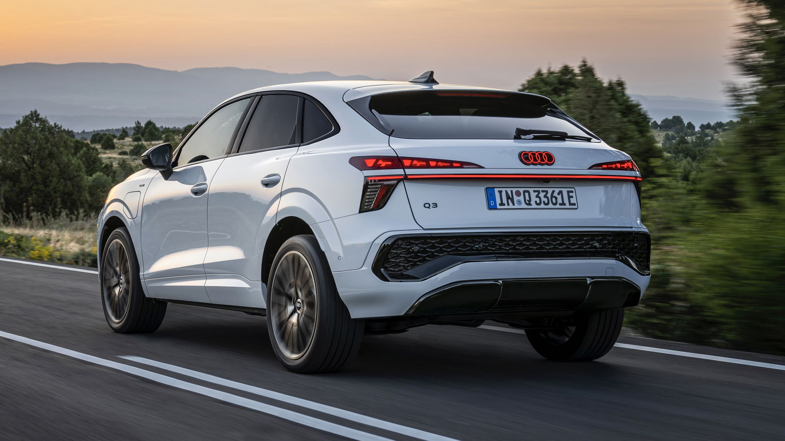 Audi Q3 Sportback - rear