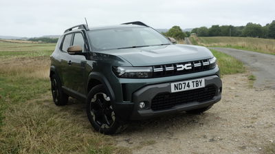 Dacia Duster Hybrid - front