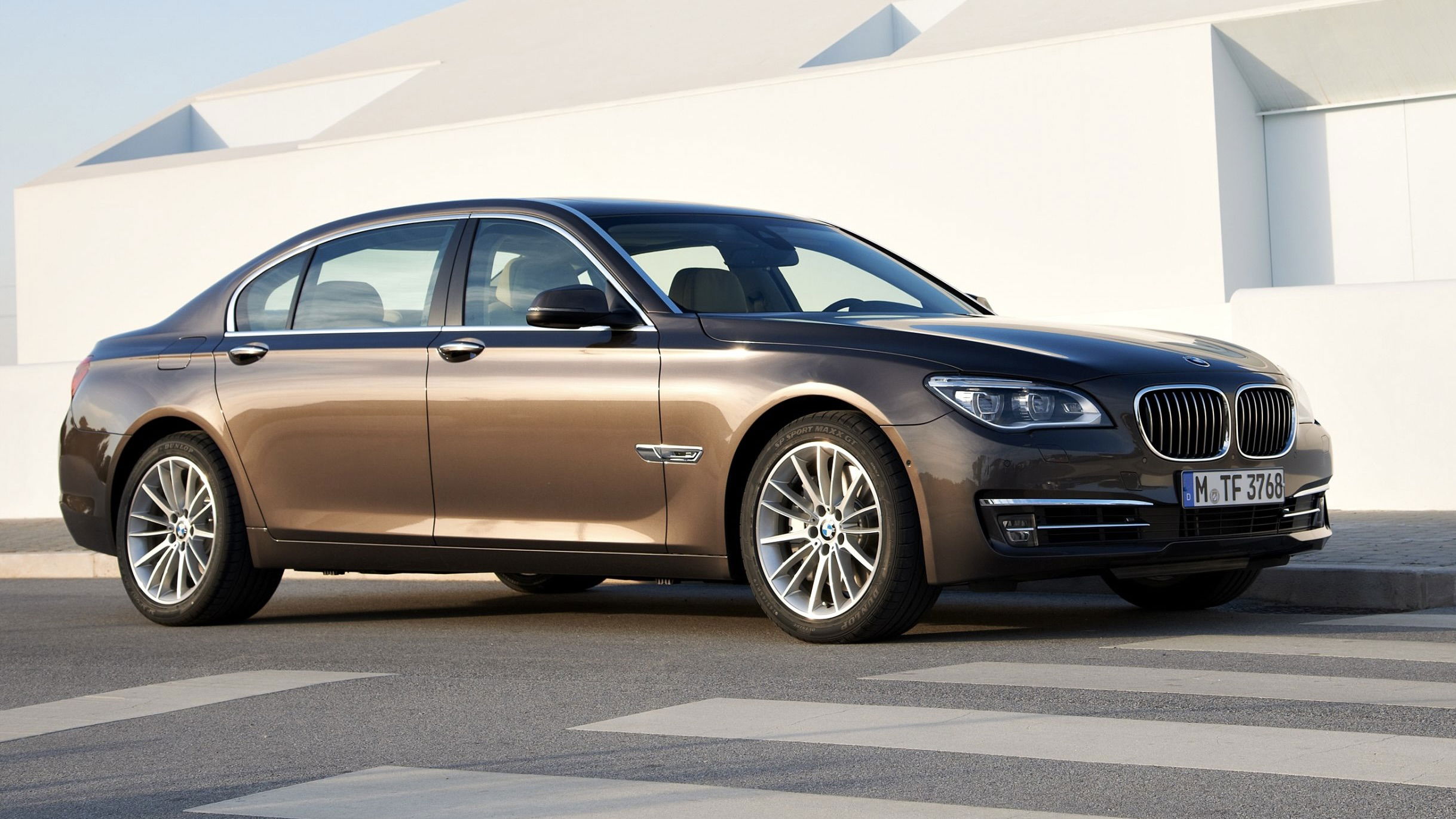 BMW 7 Series (F01)