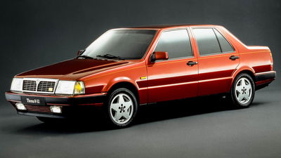 Lancia Thema 8.32