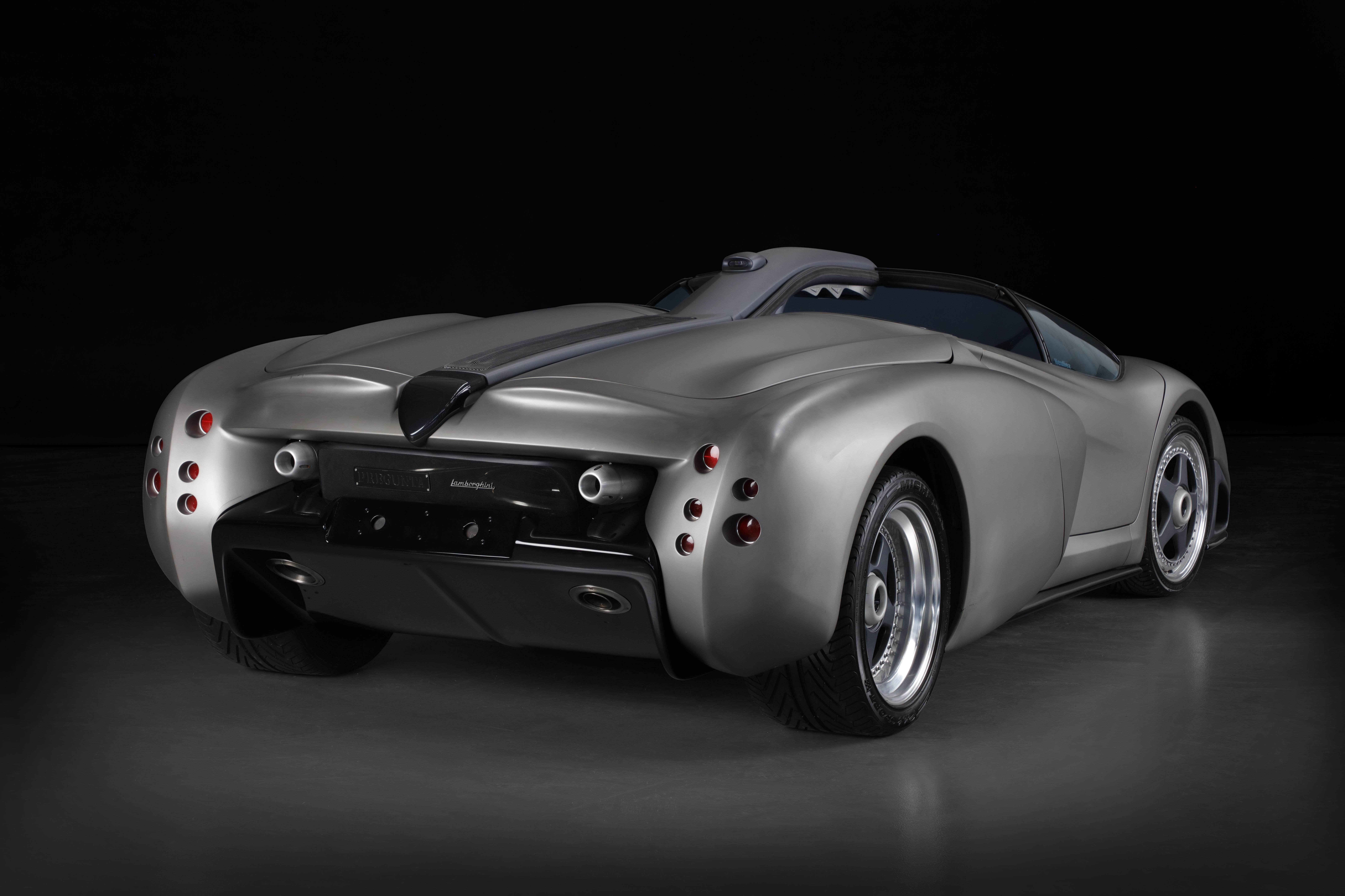 Lamborghini Pregunta - rear