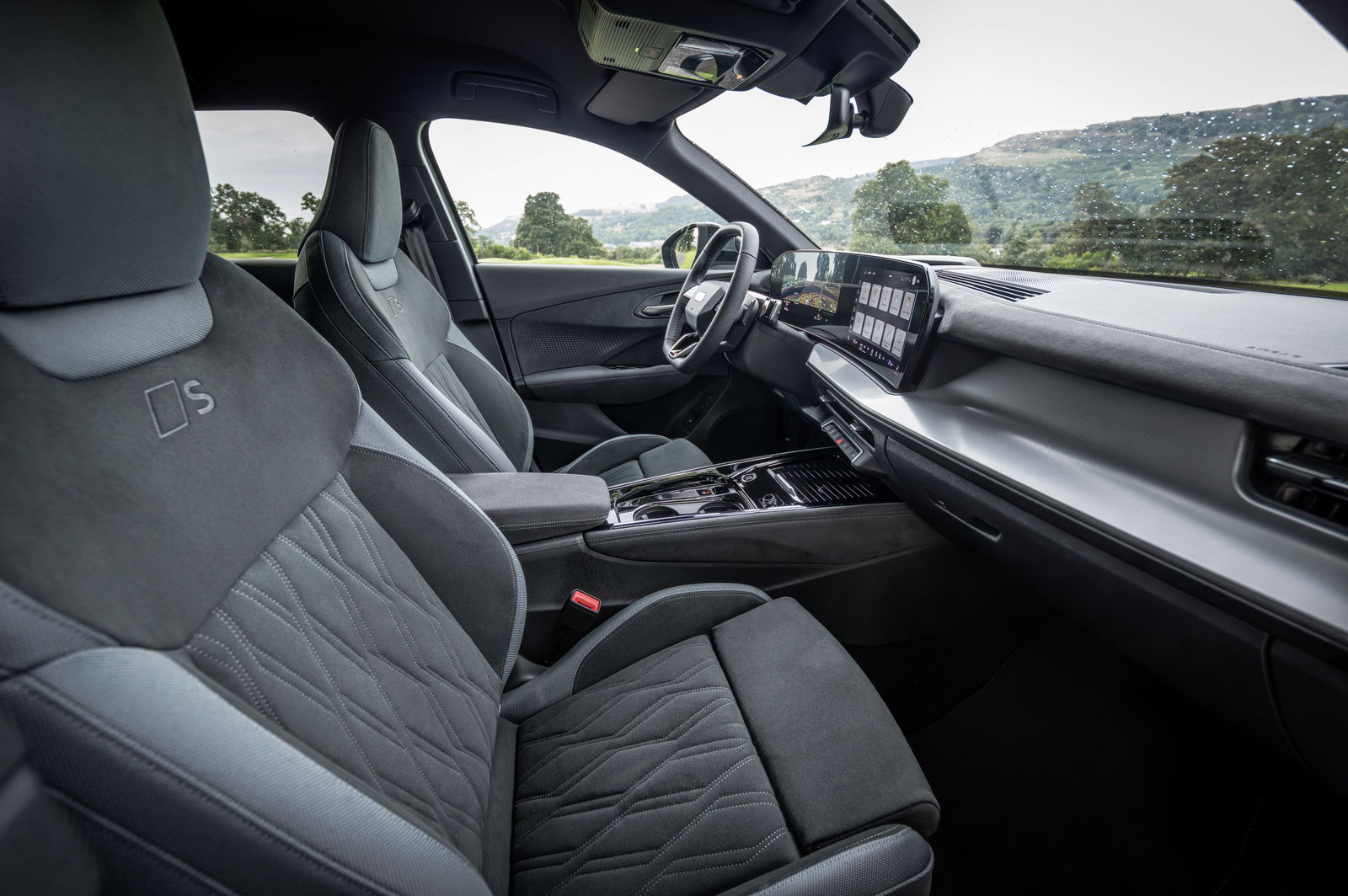 2025 Audi Q3 - interior