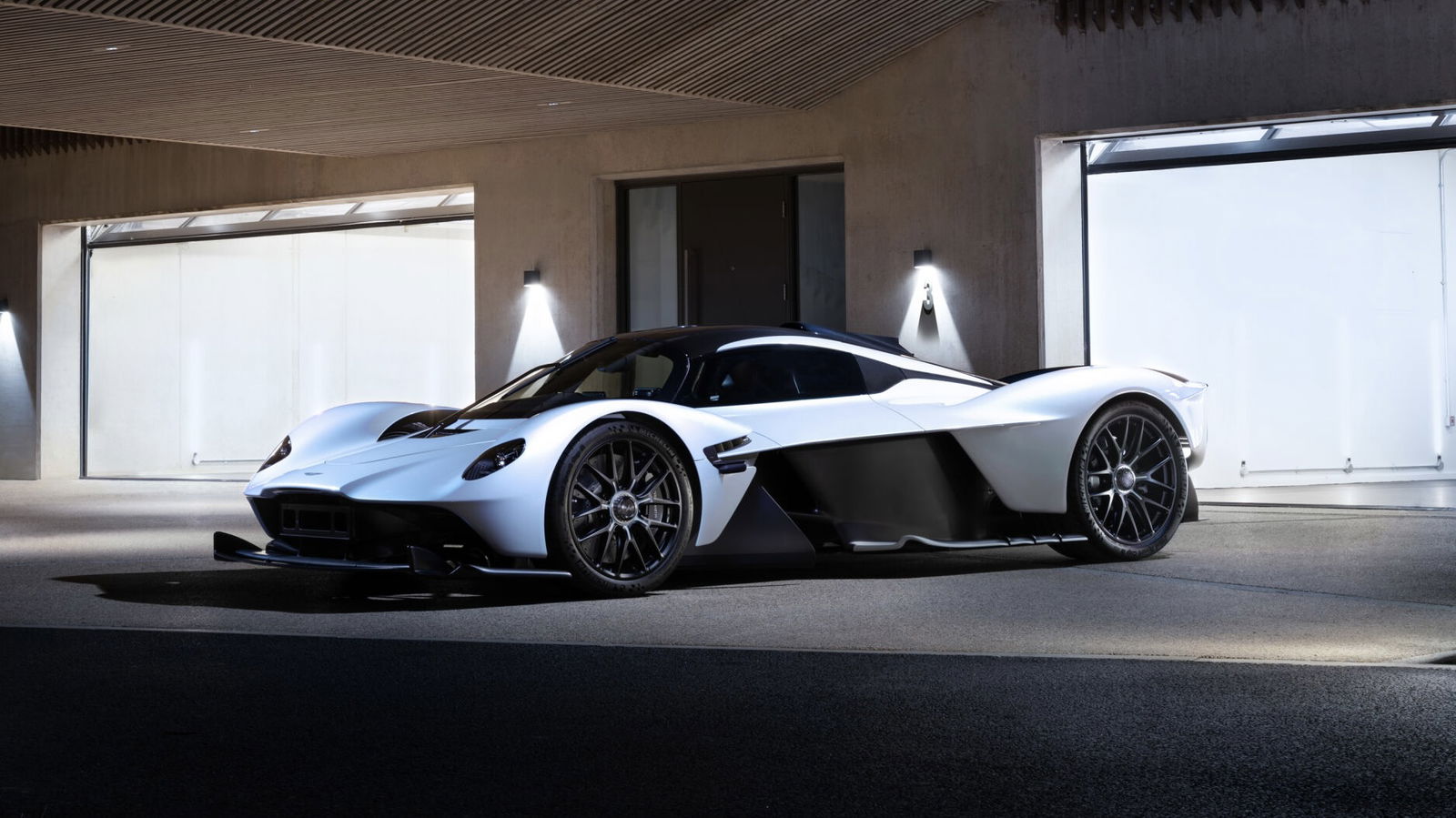 Daniel Ricciardo's Aston Martin Valkyrie - front