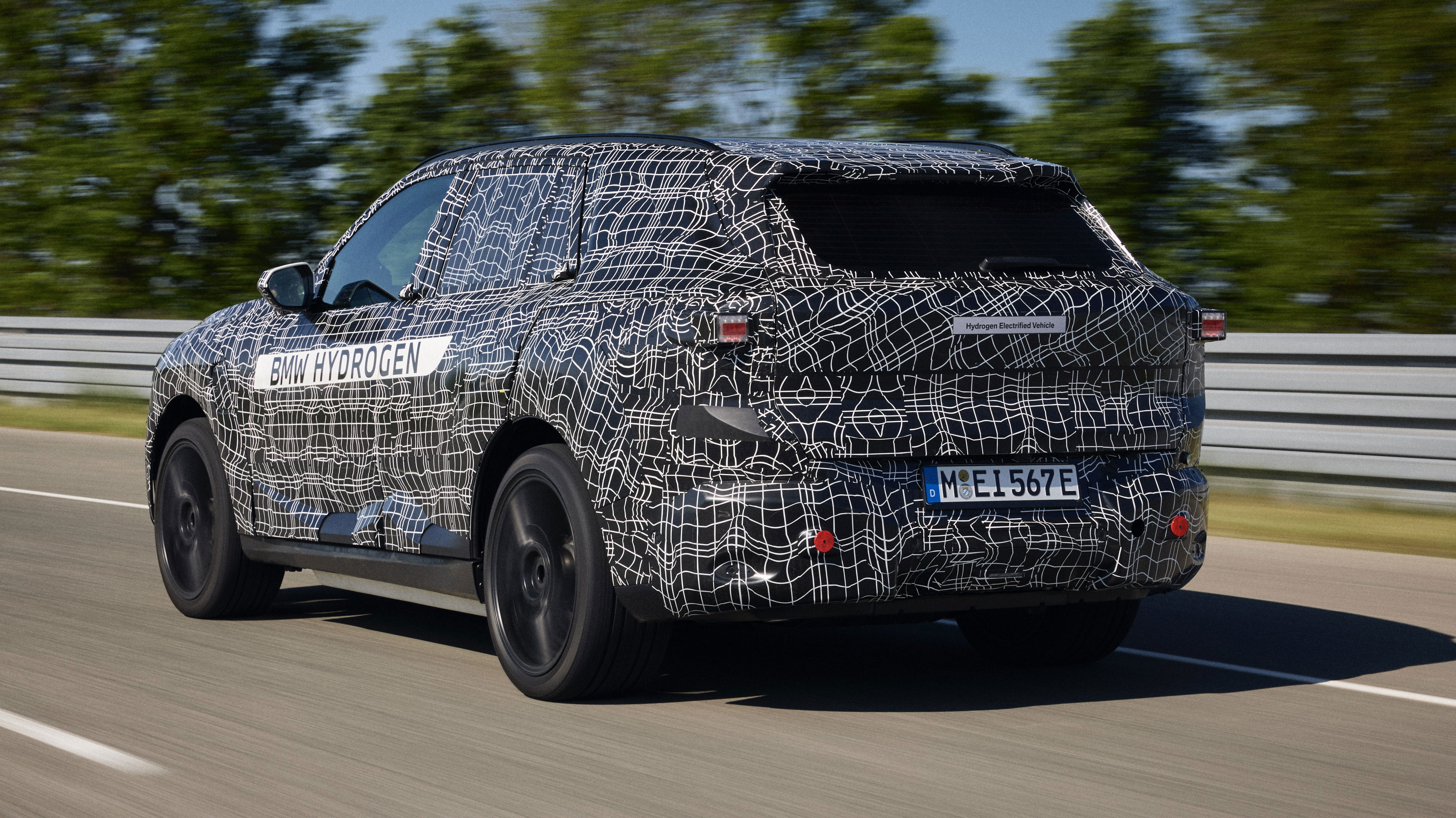 BMW iX5 Hydrogen prototype - rear