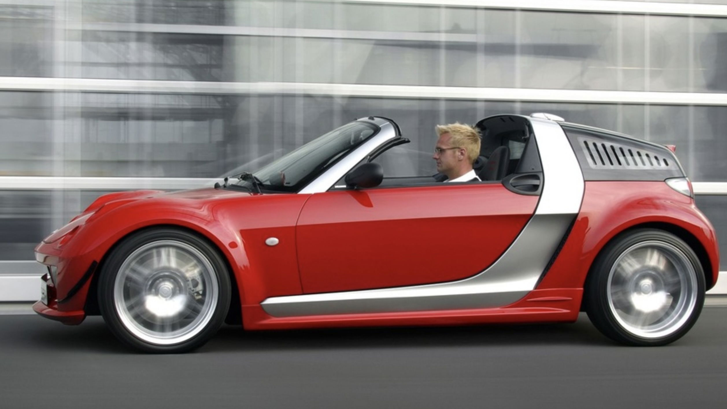 Smart Roadster Coupe V6 Bi-Turbo - side