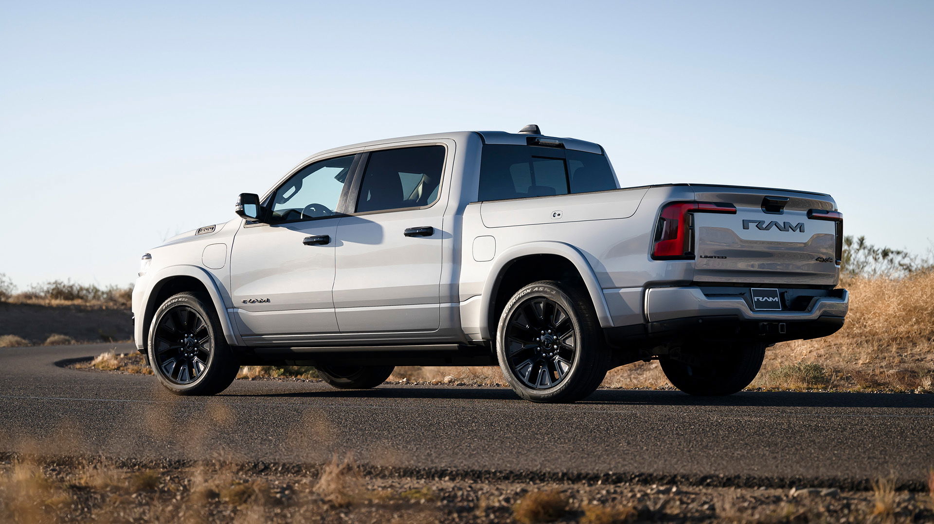 Ram 1500, rear