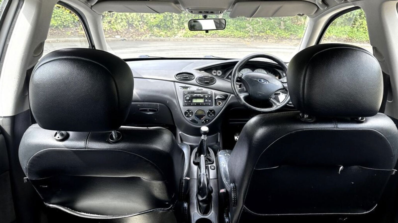 Ford Focus ST170 Estate - interior