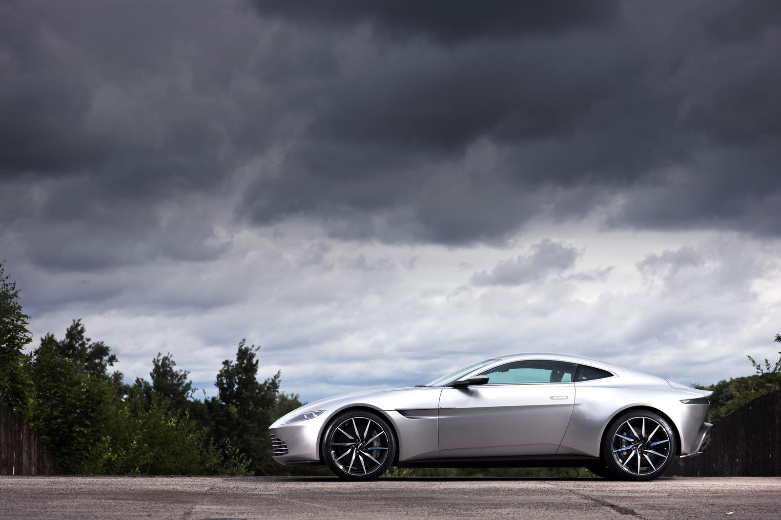 James Bond's Aston Martin DB10 Could Be Yours If You Have A Spare £1 Million
