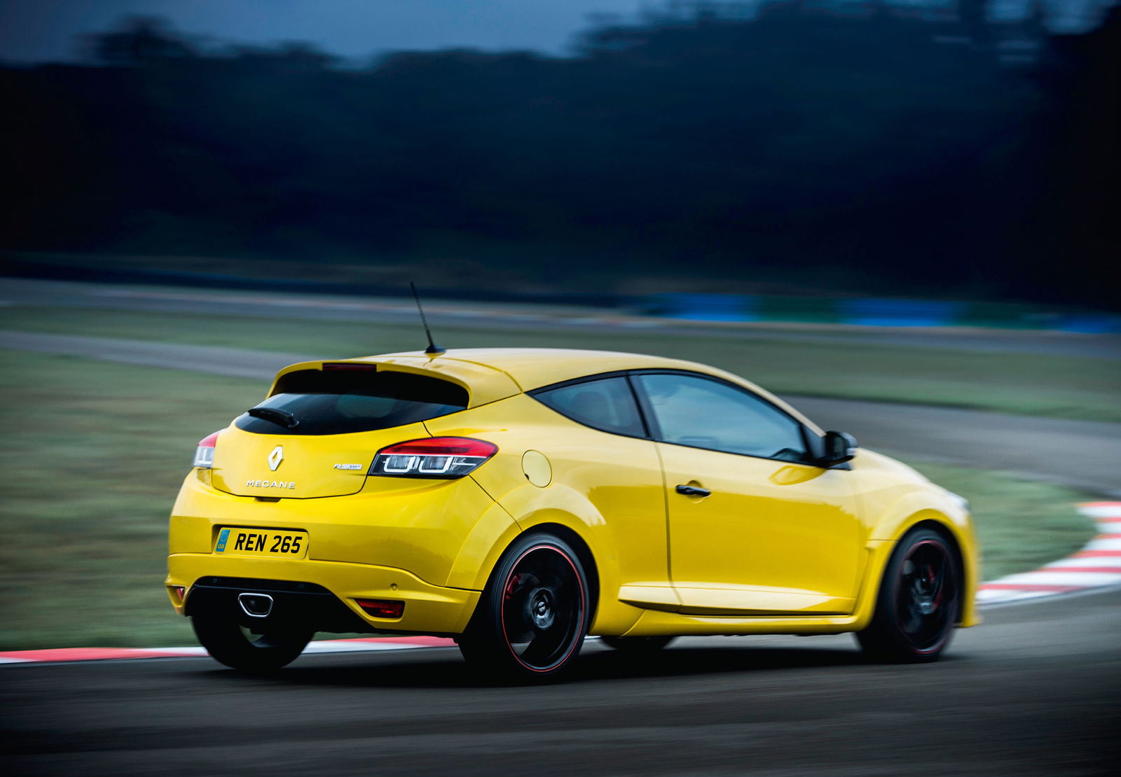4 Things You Should Never Do In A Front-Wheel Drive Car