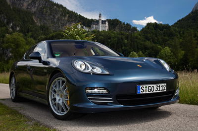 7 Cars You'd Wouldn't Expect To Come With A Manual Gearbox Option