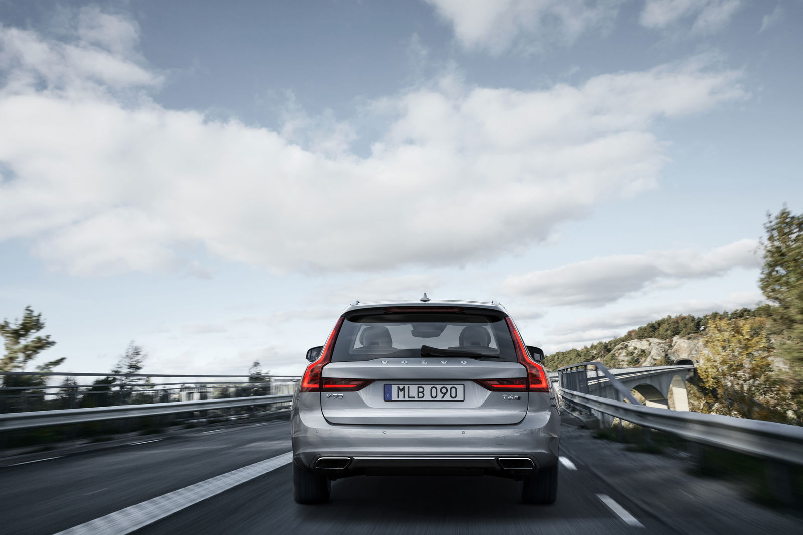 Say Hello To The New Volvo V90: Your New Favourite Wagon