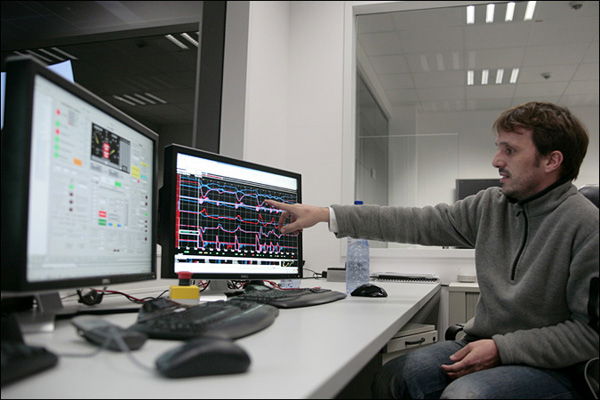 How Top-Tier Racing Teams Use Simulators To Ensure Success