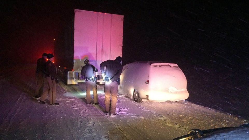 This Minivan Was Accidentally Dragged 16 Miles Through A Snowstorm By A Truck