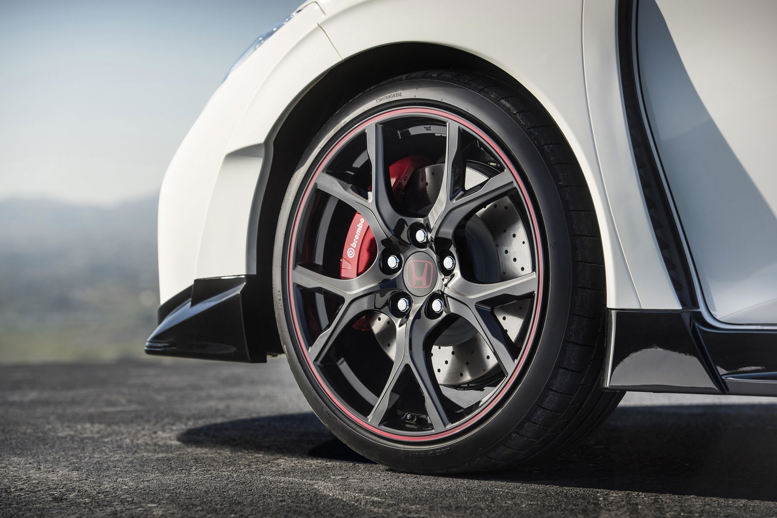 The 2-Series Gran Tourer Is The Seven-Seat FWD MPV That BMW Fanboys Will Hate