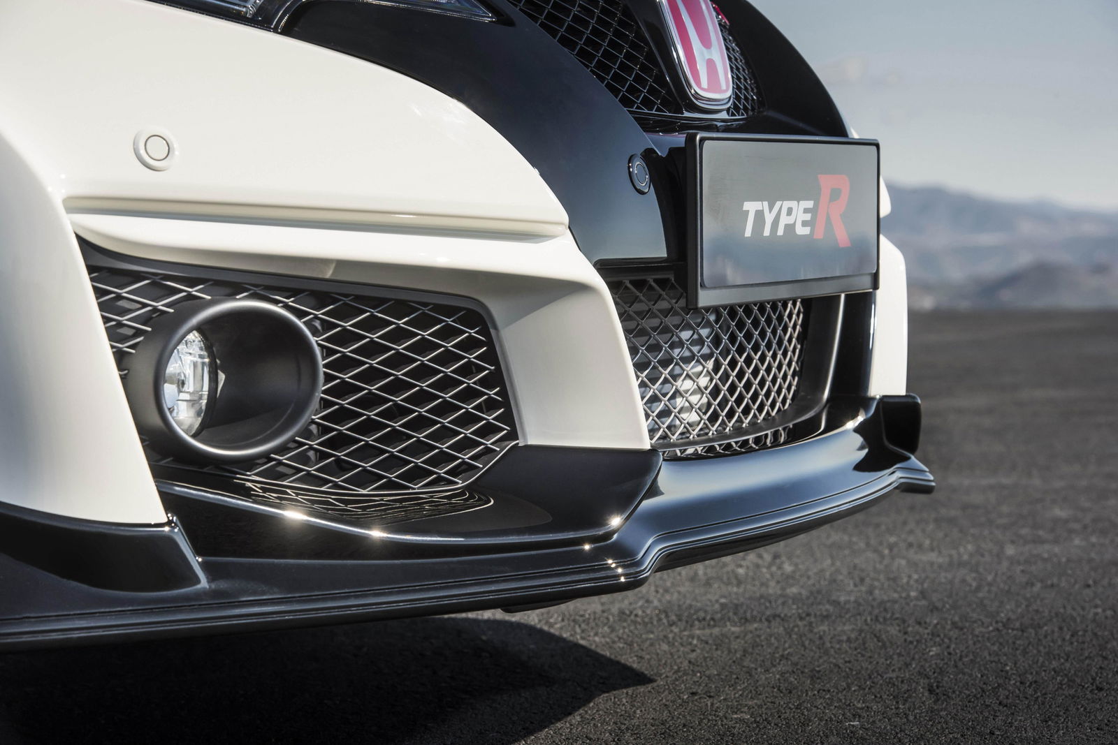 The New Honda Civic Type-R Will Be A 167mph Mega Hatch