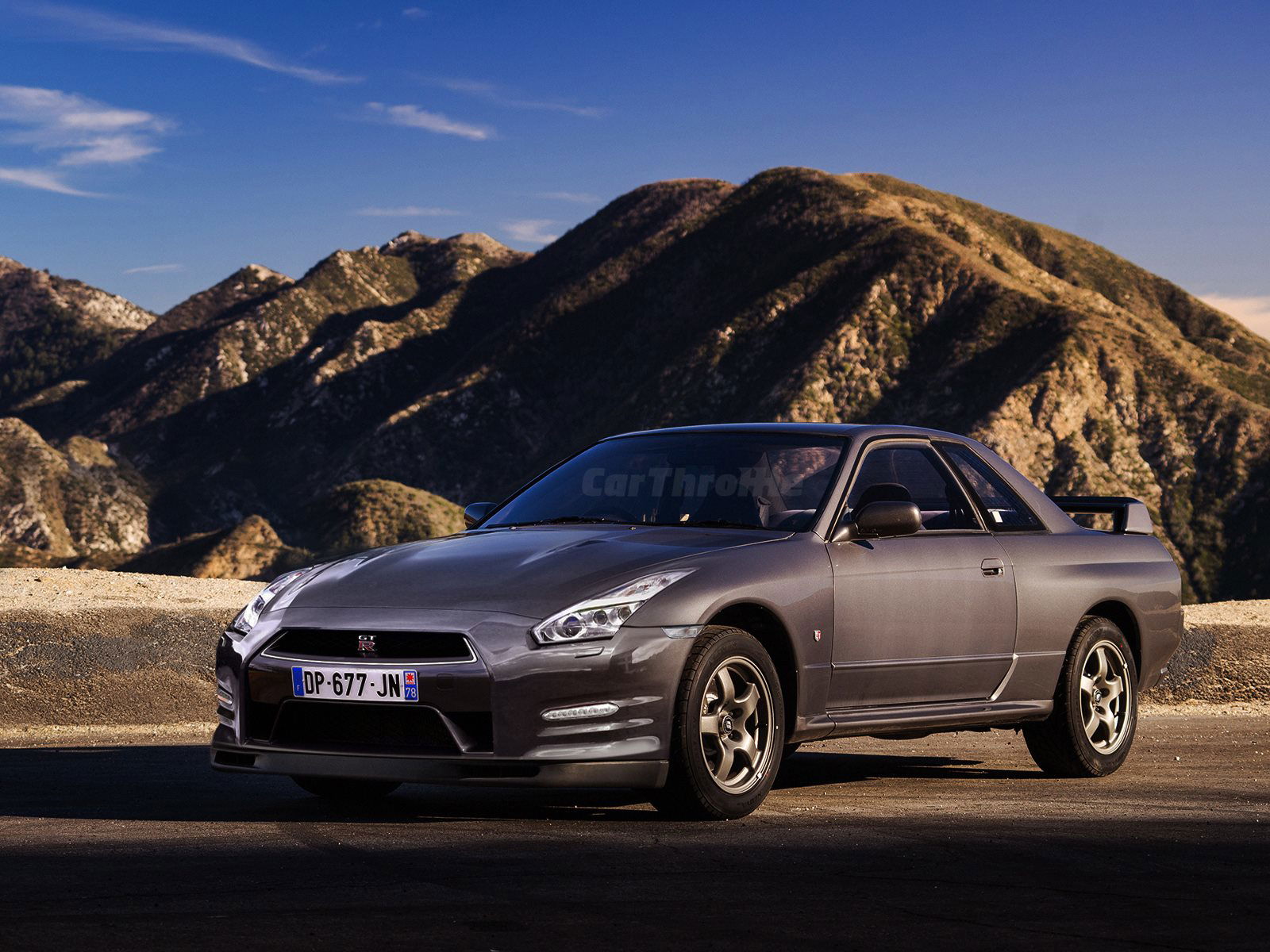 10 Iconic Old Cars With Modern Front-End Swaps 