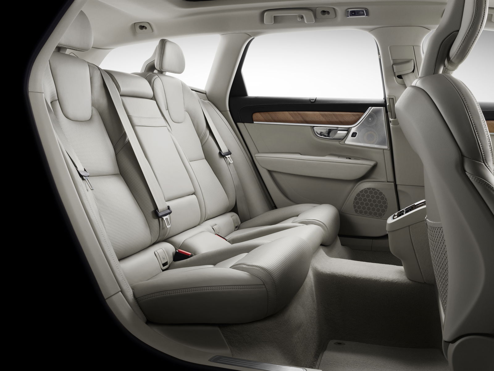 Say Hello To The New Volvo V90: Your New Favourite Wagon