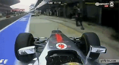 15 Astonishing Clips That Show Off The Art Of The F1 Pit Stop