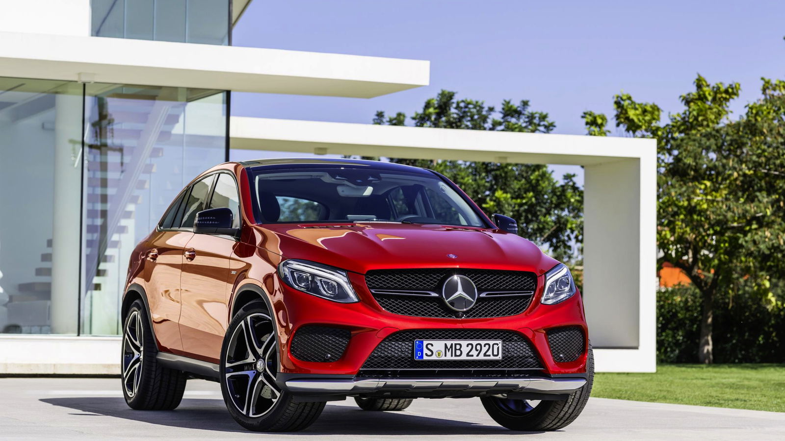The Mercedes GLE Coupe Is Like An X6 But Ever So Slightly Less Vulgar 