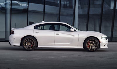 The 707hp Dodge Charger SRT Hellcat Is The Fastest Saloon In The World