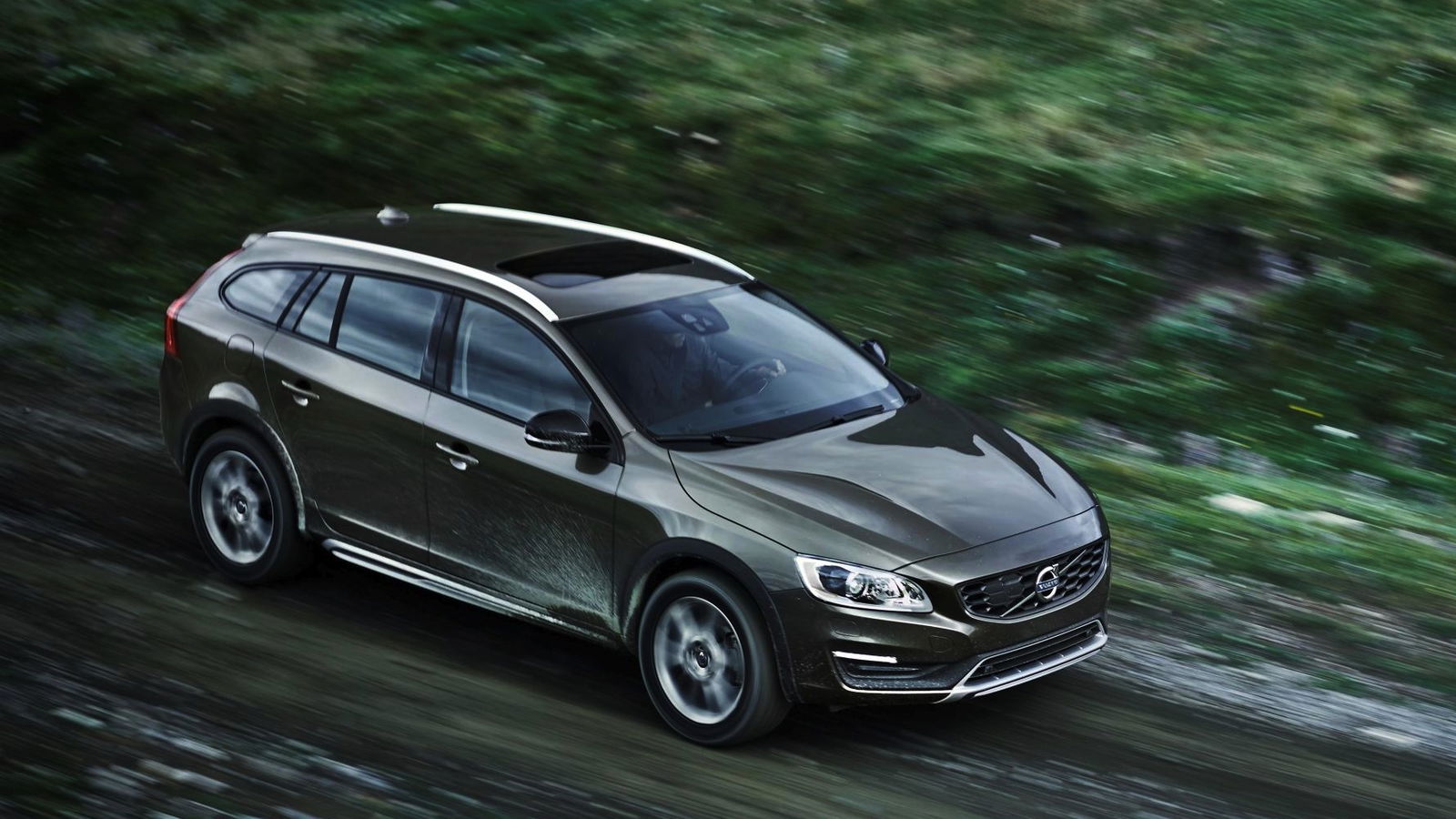The New Volvo V60 Cross Country Will Make You Wish Your Commute Was Muddier