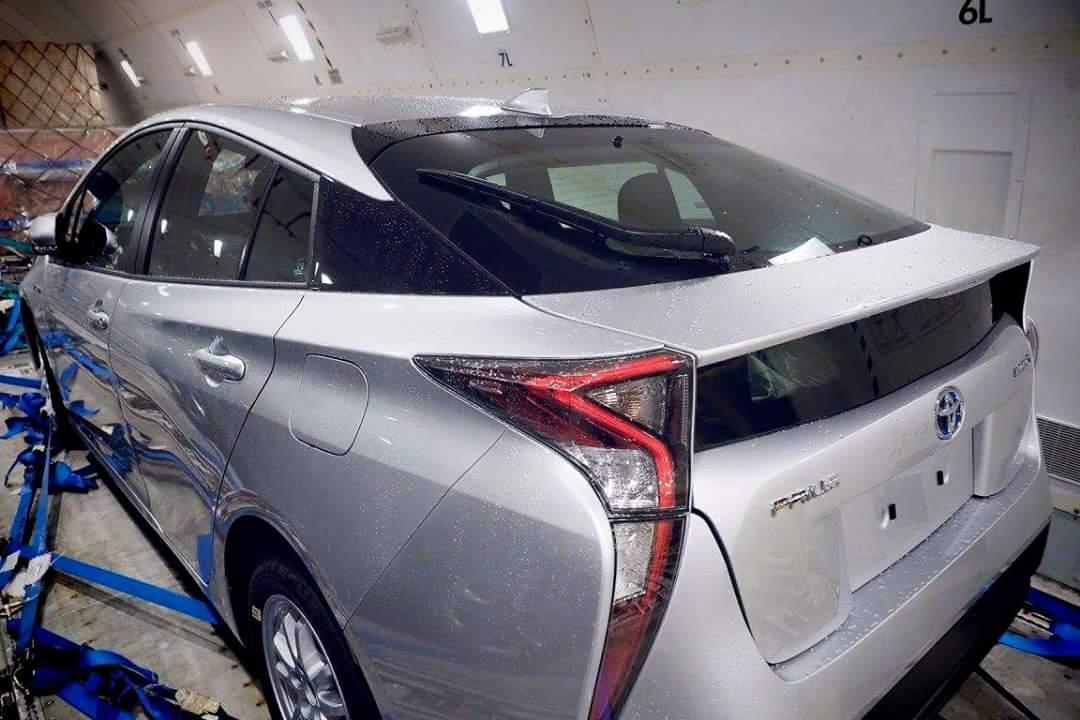 Toyota Just Revealed A 2016 Prius Teaser And We're All Losing Our Minds