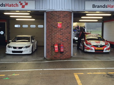 The New Honda Civic Type R Looks Even More Beastly In Touring Car Mode