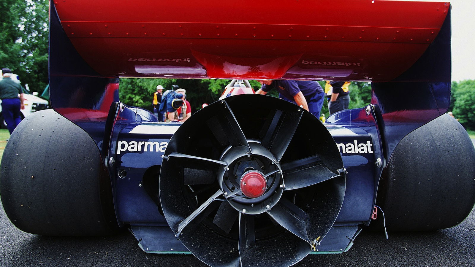 7 Of The Craziest Formula 1 Cars Ever Made