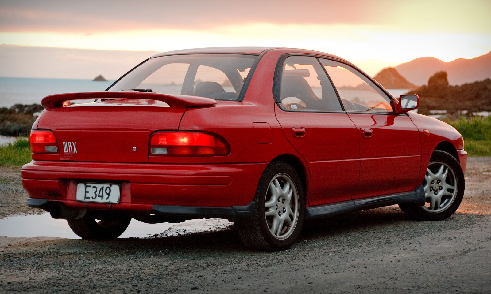 9 Reasons Why The Subaru Impreza WRX STI Is Better Than The Mitsubishi Lancer Evo