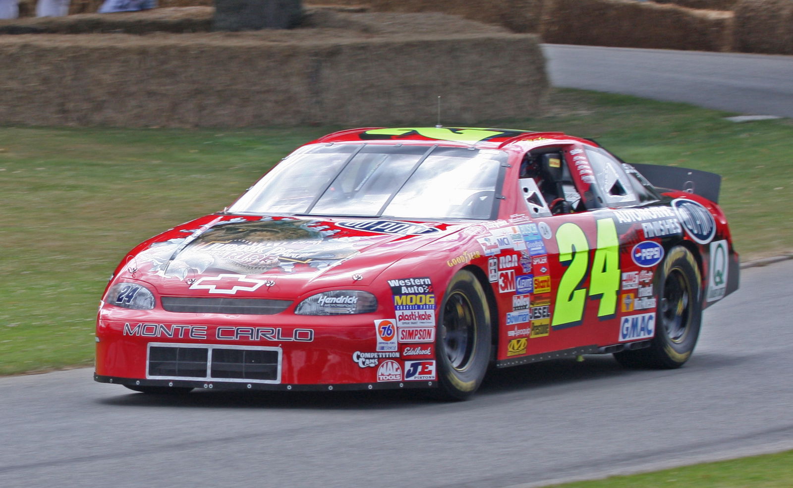 5 Innovative Race Cars That Were So Quick They Rewrote The Rulebooks