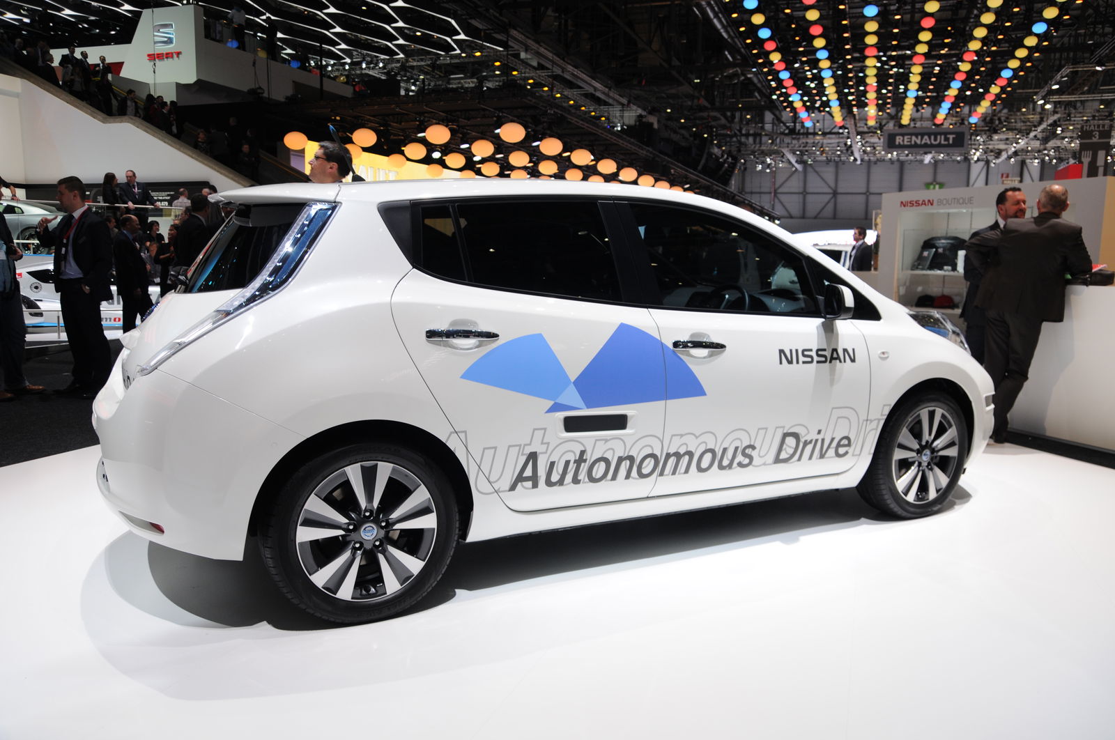 The Race To Become Driverless Has Gripped The World: Here's Everything You Should Know 