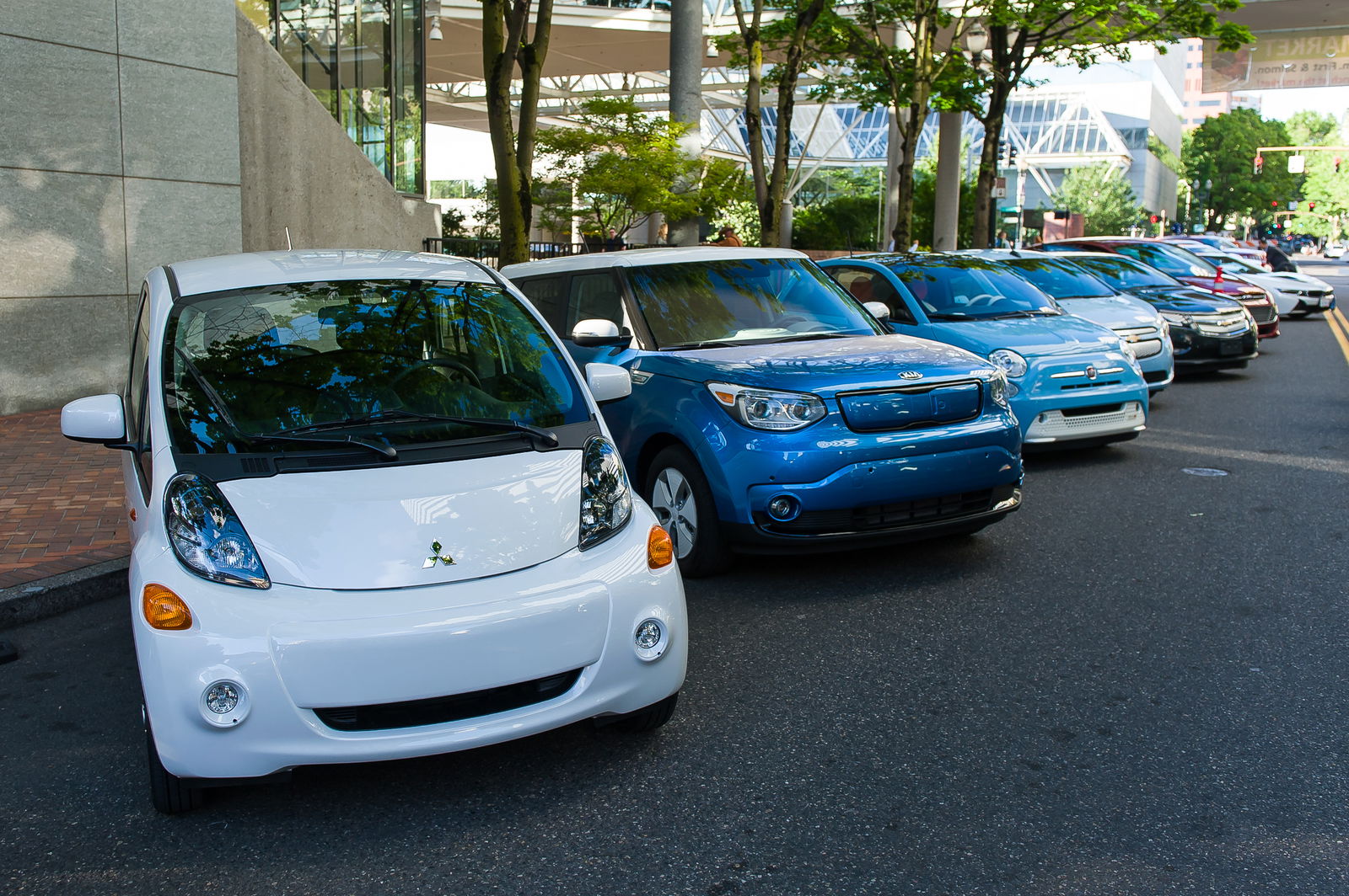 Engineering Explained: 5 Reasons Why Hydrogen Cars Are Stupid