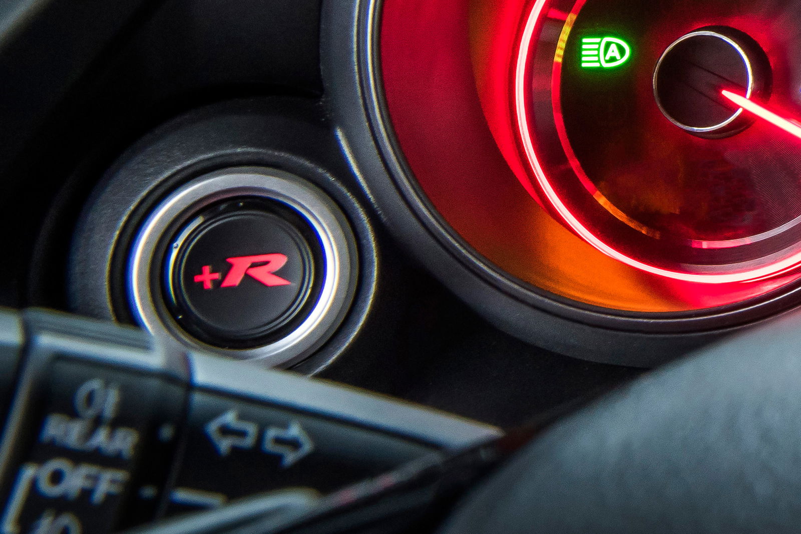 This Petrolhead Cop Owns The First R32 Nissan Skyline To Make Its Way To The US
